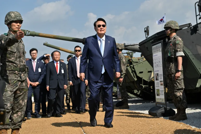 South Korea does not rule out the possibility of transferring weapons to Ukraine.