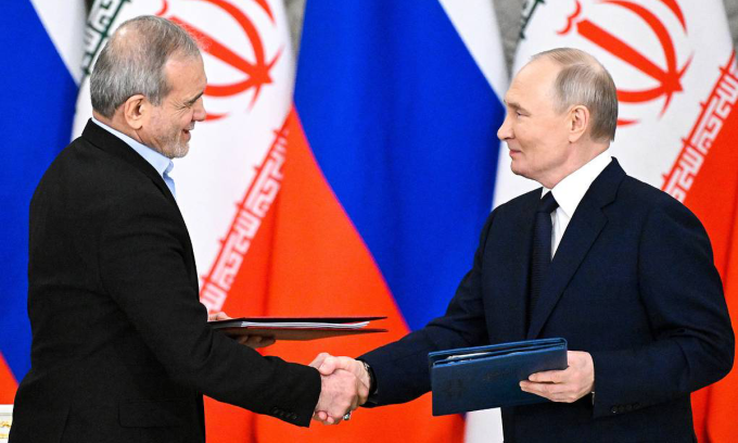 Russia and Iran Sign Comprehensive Strategic Partnership Treaty